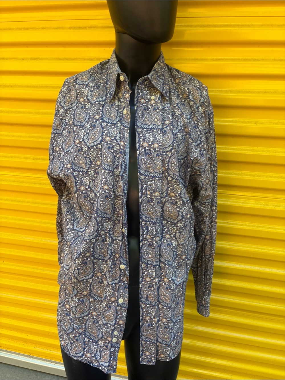 Paisley Button-Up Shirt in Navy and White Vintage Thornton Bay.